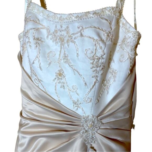 Michaelangelo Size 16 Wedding Dress Gown Stunning Ivory & Champagne beaded - Picture 2 of 5